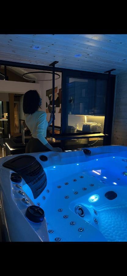 Les Suites De Stanislas Jacuzzi & Spa Nancy Exterior foto